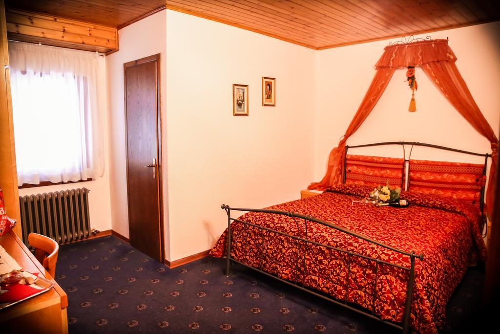 Villa Elena B&B Hotel Sankt Martin am Sismunthbach Exterior foto