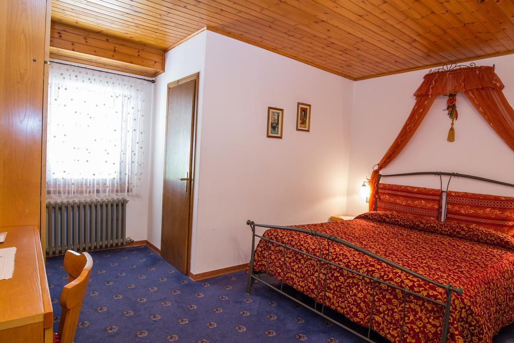Villa Elena B&B Hotel Sankt Martin am Sismunthbach Exterior foto